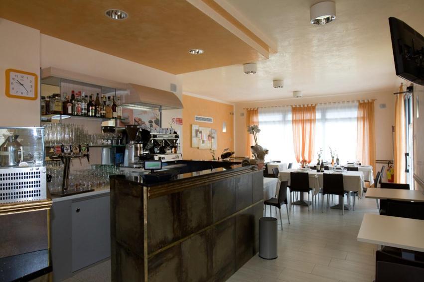 Hotel Ristorante Klaus بورتو تولي المظهر الخارجي الصورة